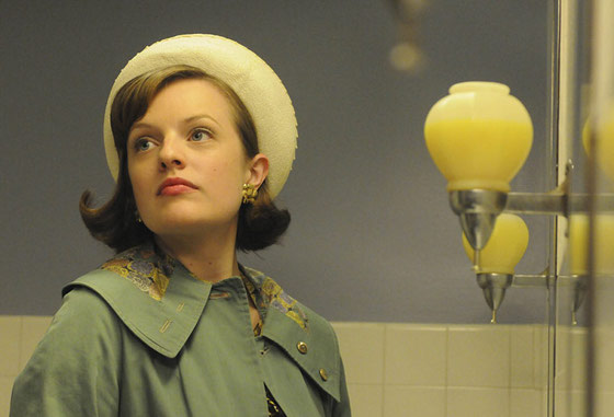 How Well Do You Know Elisabeth Moss? Take the Ultimate Fan Quiz and Find Out