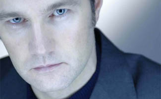 David Morrissey Cast as The Governor in <em>The Walking Dead</em> Season 3