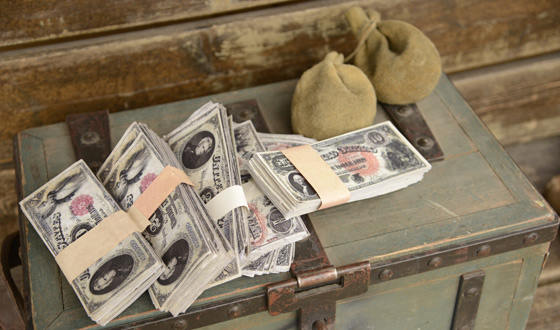 Photos – <em>Hell on Wheels</em> Season 2 Scrapbook