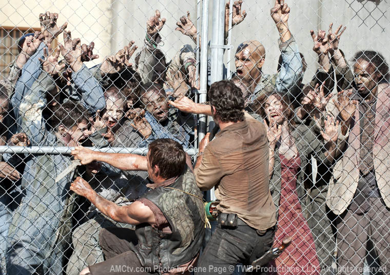Daryl Dixon (Norman Reedus) and Rick Grimes (Andrew Lincoln) in Episode 1 of The Walking Dead
