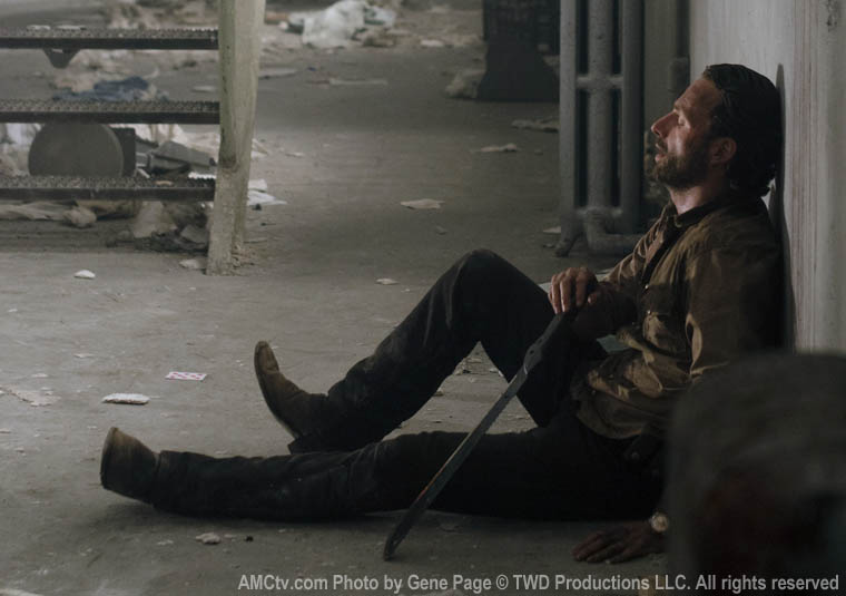 Rick Grimes (Andrew Lincoln) in Episode 1 of The Walking Dead