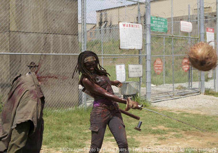 Michonne (Danai Gurira) in Episode 7 of The Walking Dead