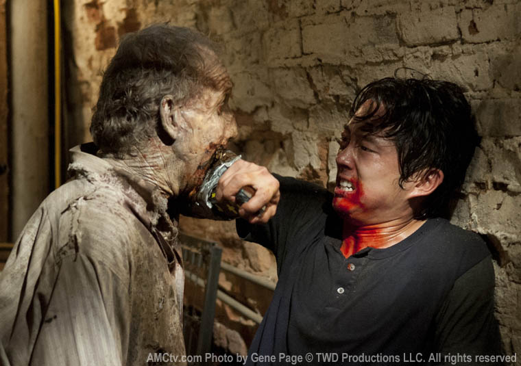 Glenn Rhee (Steven Yeun) in Episode 7 of The Walking Dead