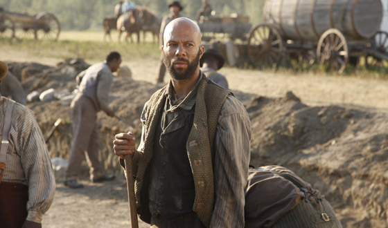 Common Plays in NBA Celebrity Game, Then Talks With <em>ESPN</em> About Basketball