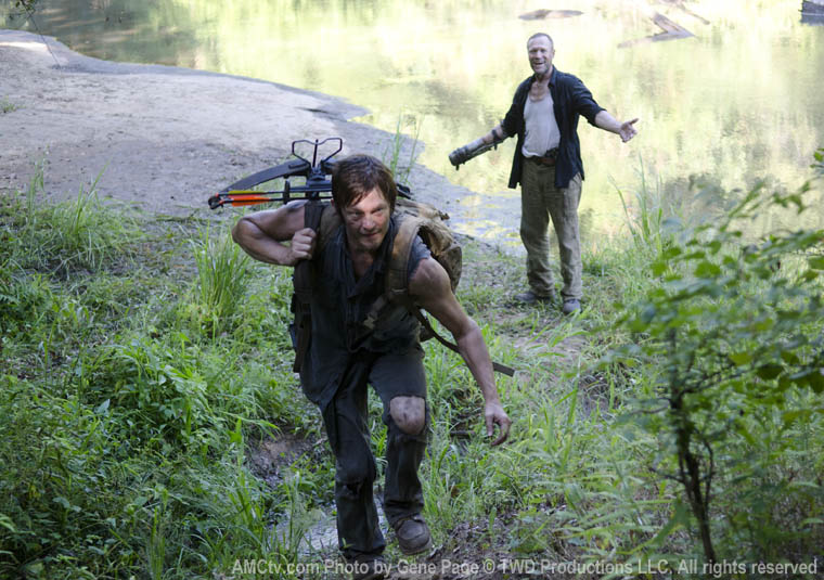 Daryl Dixon (Norman Reedus) and Merle Dixon (Michael Rooker) in Episode 10 of The Walking Dead