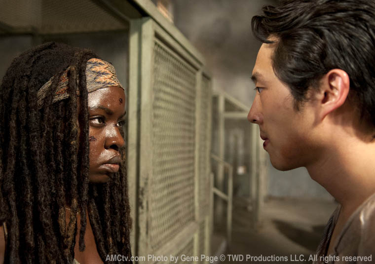 Michonne (Danai Gurira) and Glenn Rhee (Steven Yeun) in Episode 10 of The Walking Dead