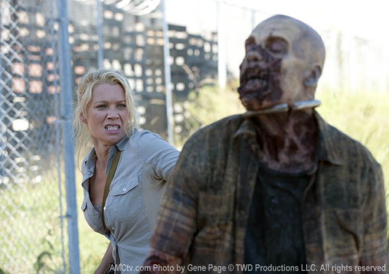 Andrea (Laurie Holden) in Episode 11 of The Walking Dead