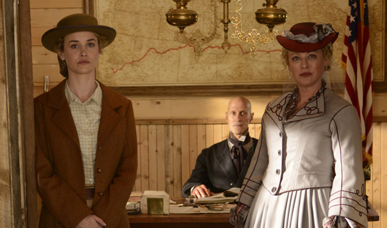 <em>Las Vegas Review-Journal</em> Recommends <em>Hell on Wheels</em> for Summer TV Viewing