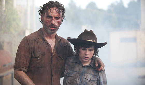 Robert Kirkman Previews Mid-Season Premiere; <em>E! Online</em> Anticipates <em>The Walking Dead</em> Return