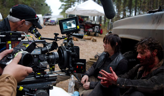 Behind the Scenes Photos From <em>The Walking Dead</em> Season 4