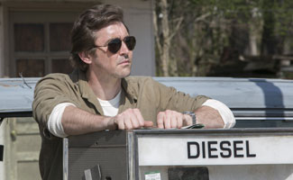 halt-and-catch-fire-110-joe