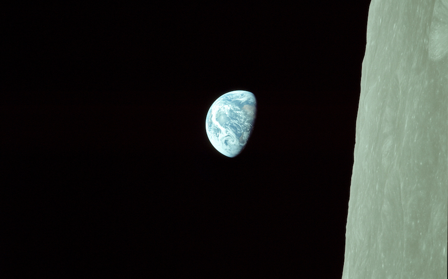 EARTHRISE