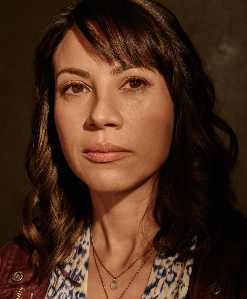 Elizabeth Rodriguez as Liza - Fear The Walking Dead _ Season 1, Gallery - Photo Credit: Frank Ockenfels 3/AMC