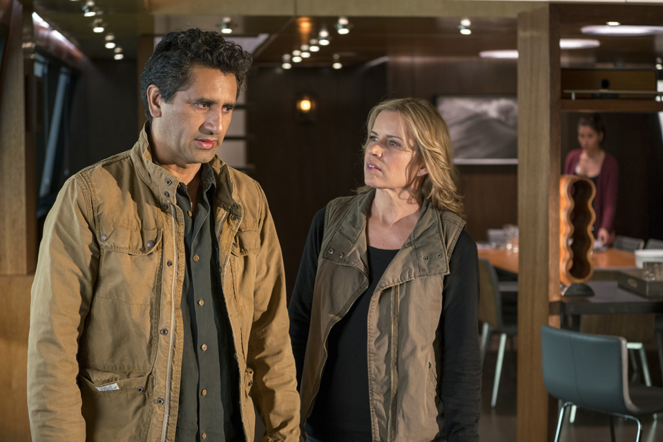 Madison Clark (Kim Dickens) and Travis Manawa (Cliff Curtis) in Episode 1 Photo by Richard Foreman/AMC