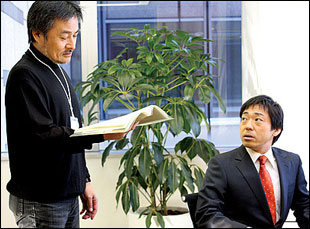 Kiyoshi Kurosawa Composes “Tokyo Sonata” (photo)