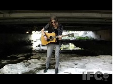 Alberta Cross plays Taking Control Under a Bridge (photo)