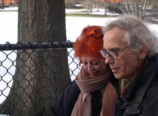 Jeanne-Claude, 1935-2009. (photo)