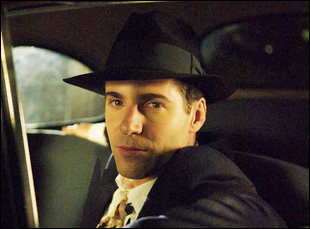 Alessandro Nivola On the Record (photo)