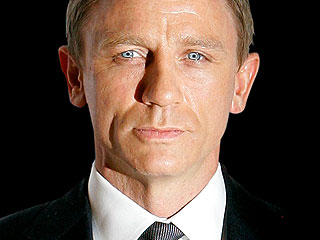 Daniel Craig Is Cooler Than You (photo)
