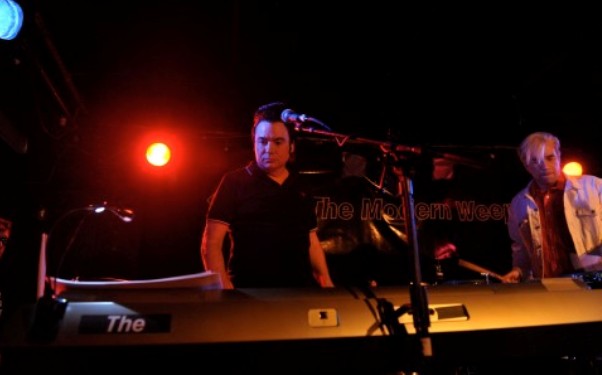 Mike Myers And Fred Armisen Debut As The Modern Weepers (photo)