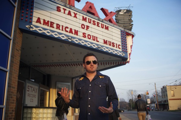 Now’s your chance to ask Broke-Ass Stuart your questions (photo)