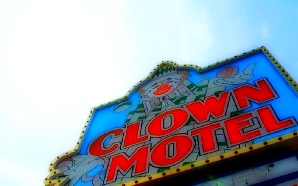 Rhett & Link in the Clown Motel (photo)