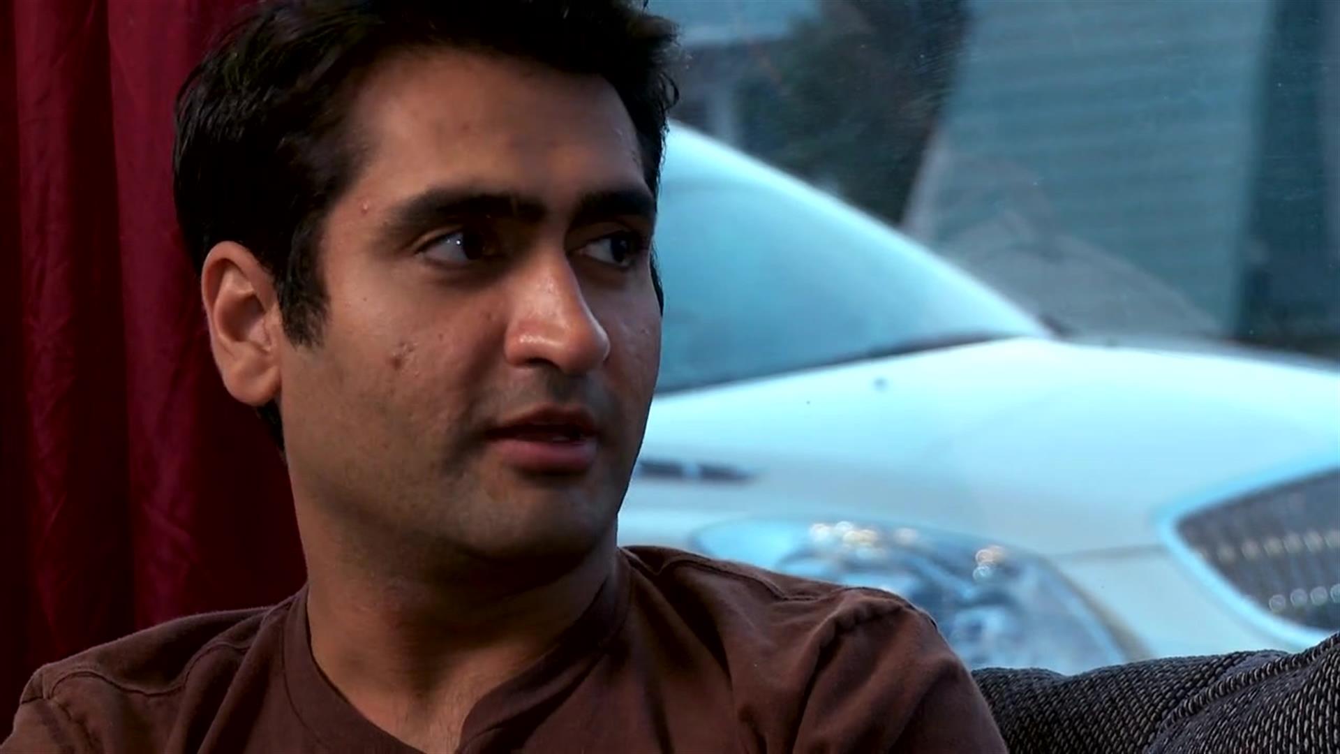 Kumail tours Portlandia’s vegan strip club (for work, really) – IFC