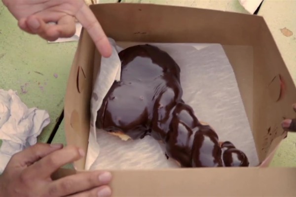 2621235_2127192022001_Kumail-Voodoo-Doughtnuts-IFC-HD-Full-Res-Delivery_1920x1080_503624771718