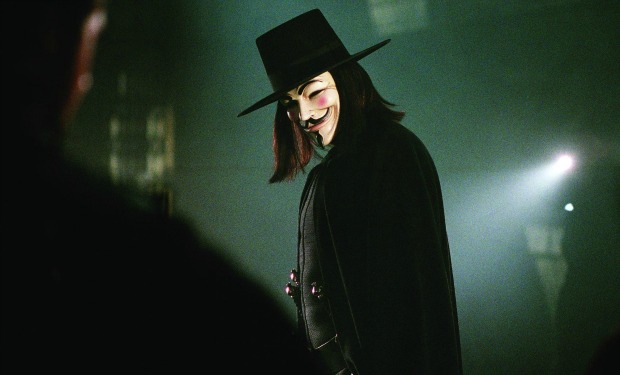 hugo-weaving-in-v-for-vendetta-large-pic