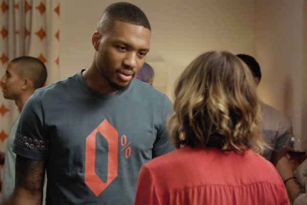 Port_S7_SneakPeek_FriendConvention