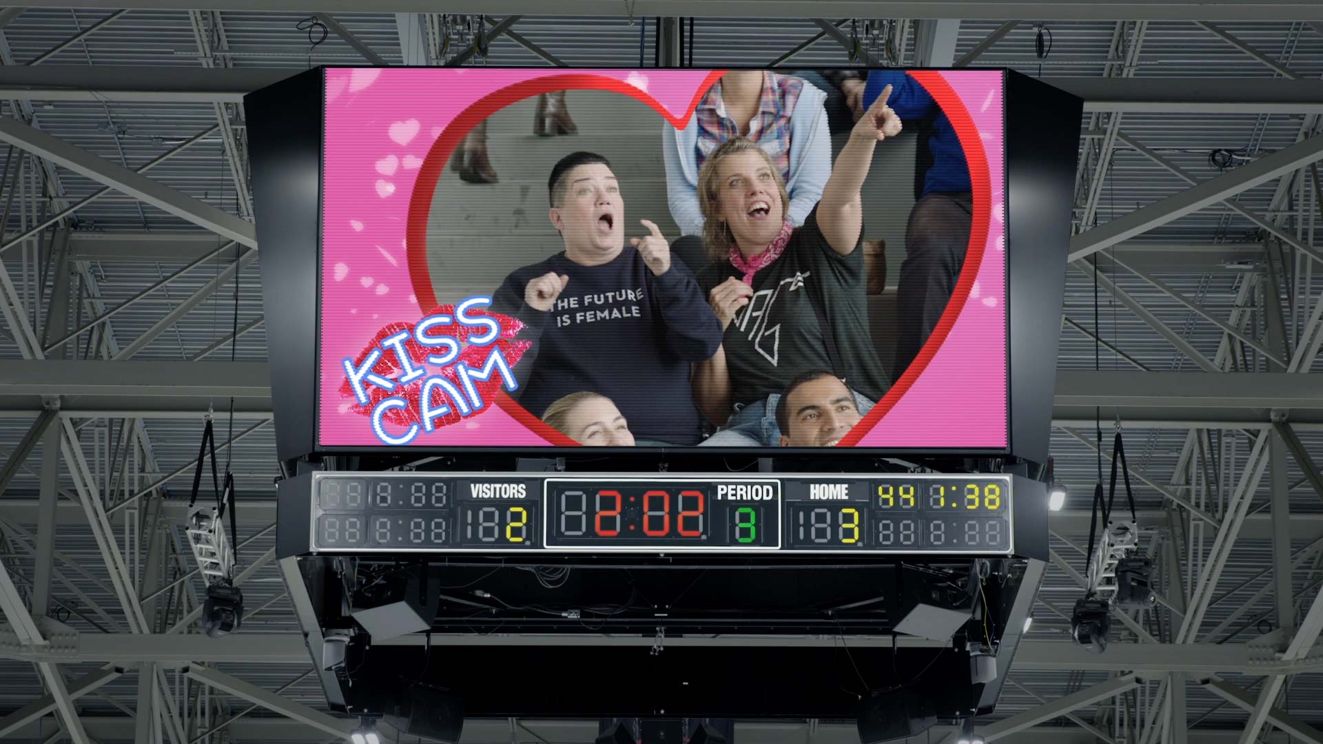 Kiss Cam IFC