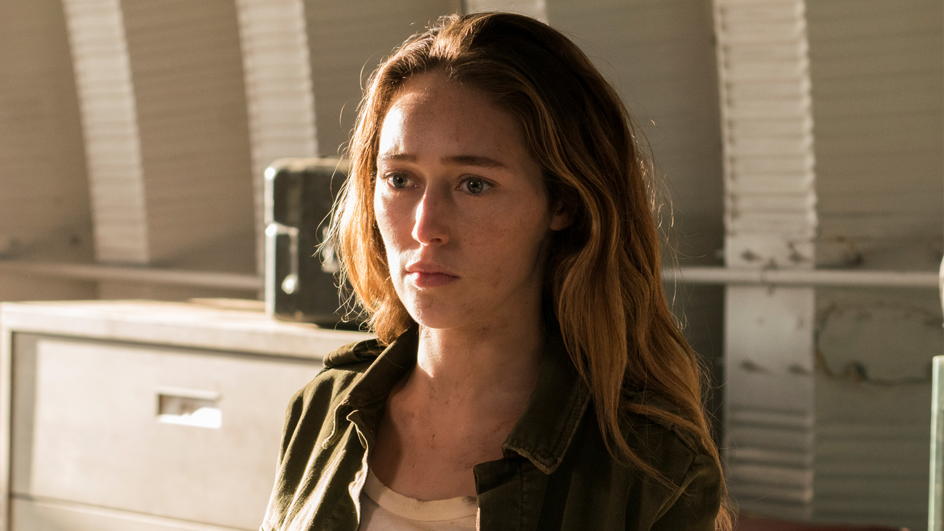 fear the walking dead season two mid season permier